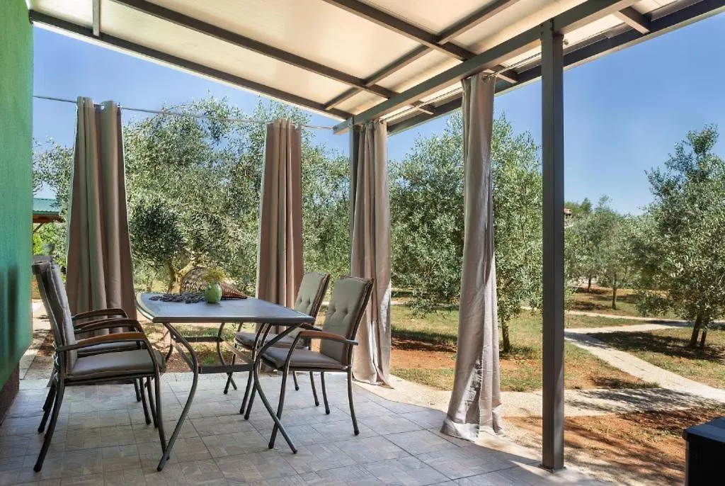 Funtana-Olive Garden Apartment