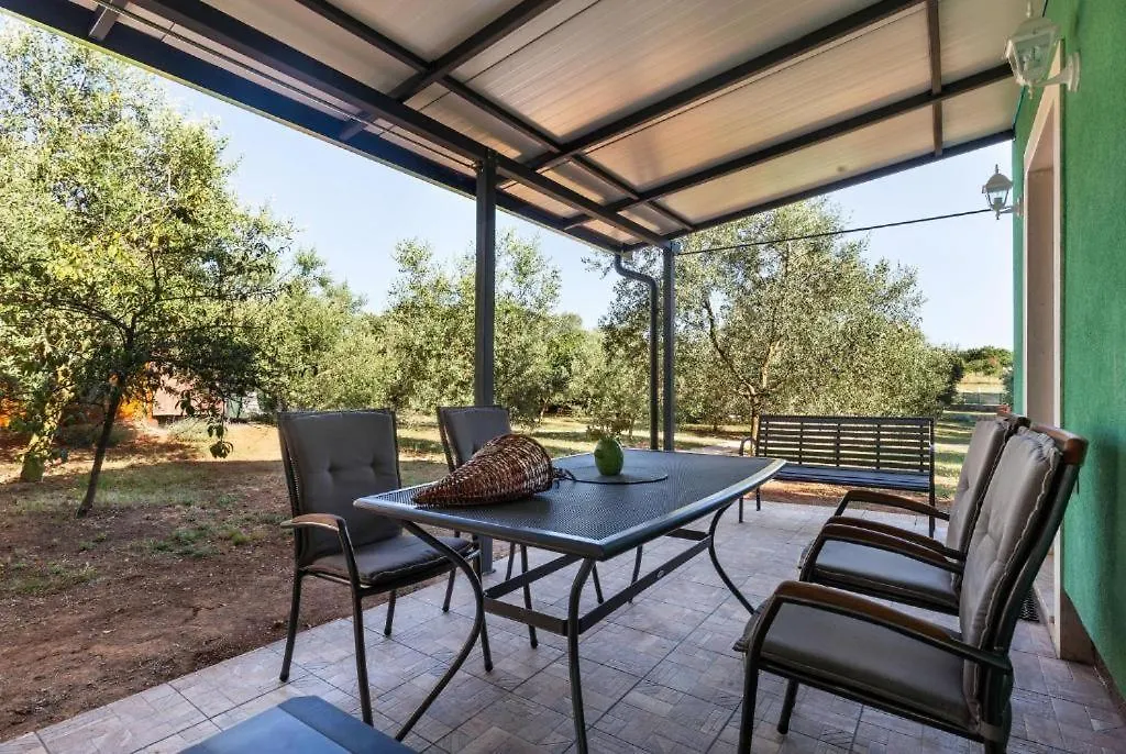 Funtana-Olive Garden Apartment 0*, Funtana