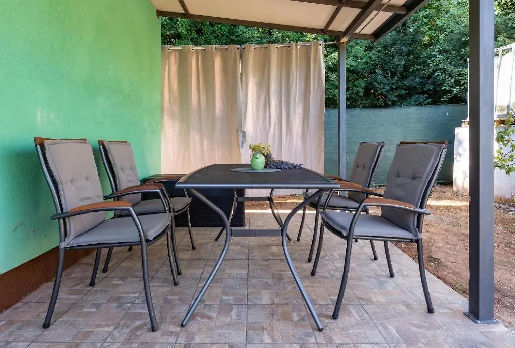 Funtana-Olive Garden Apartment Funtana